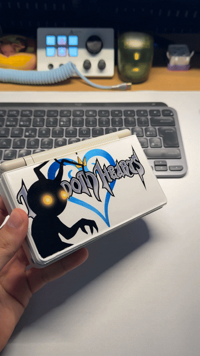 Carcasa con diseño Vinilo Personalizado Ayn Thor - Imagen 2