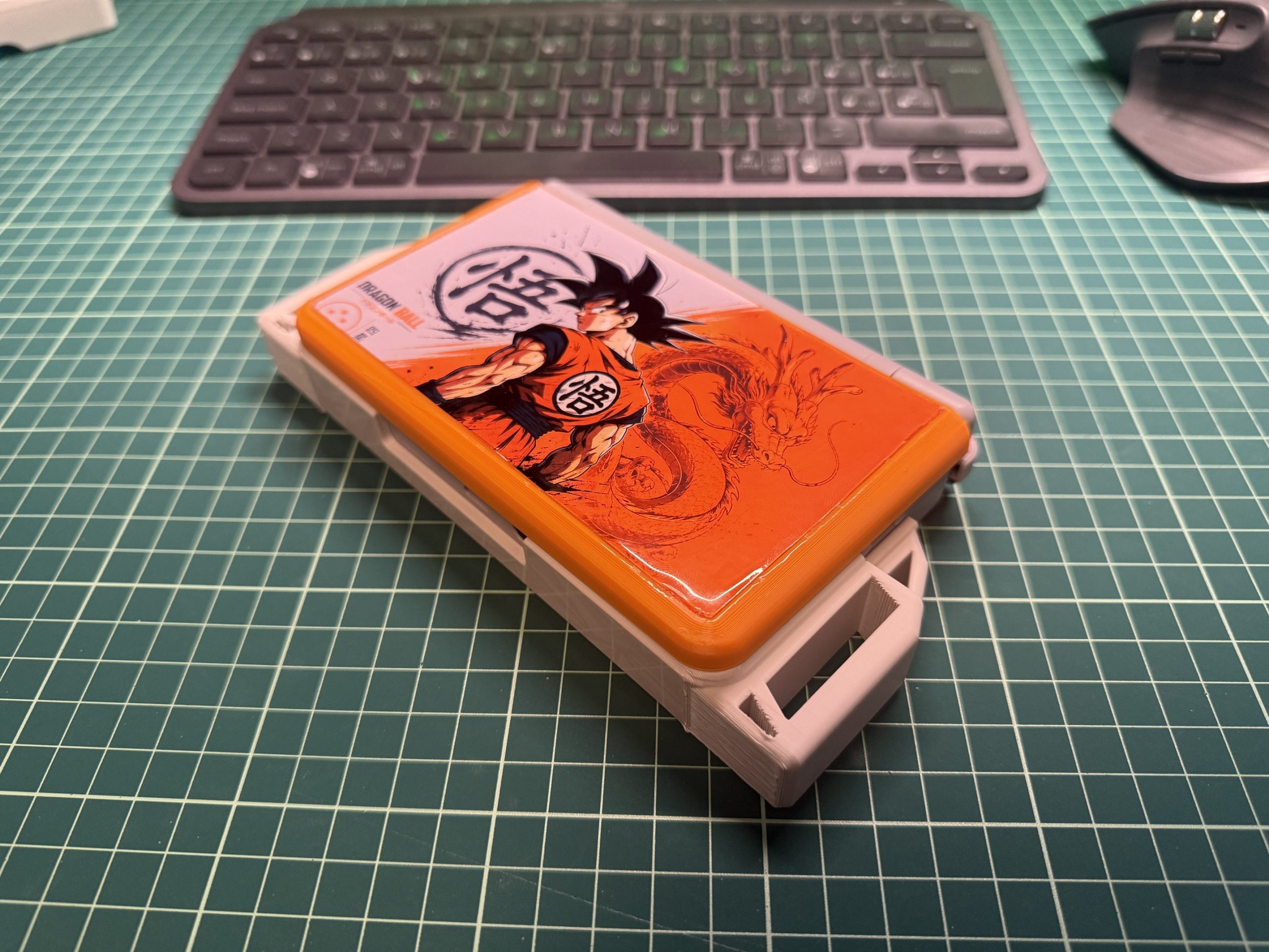 Carcasa Vinilo Dragon Ball para Retroid Pocket Flip 2 - Imagen 3