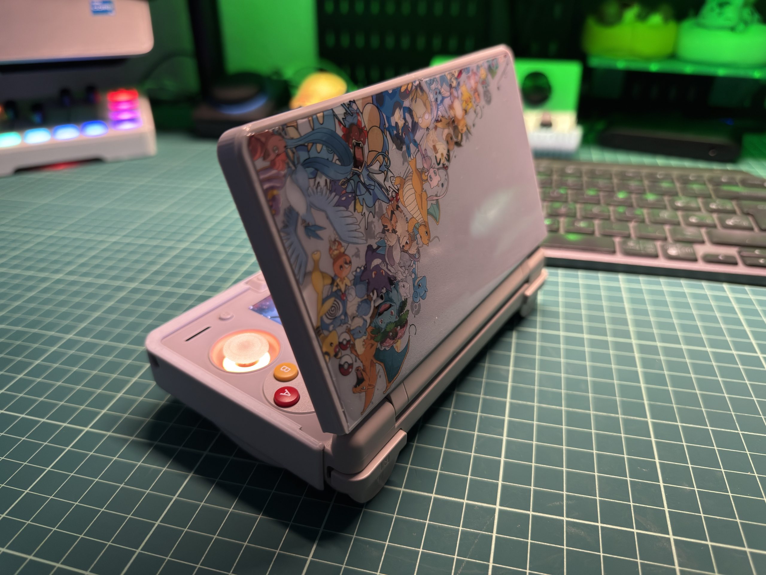 Carcasa Vinilo Pokemons para Ayn Thor - Imagen 2